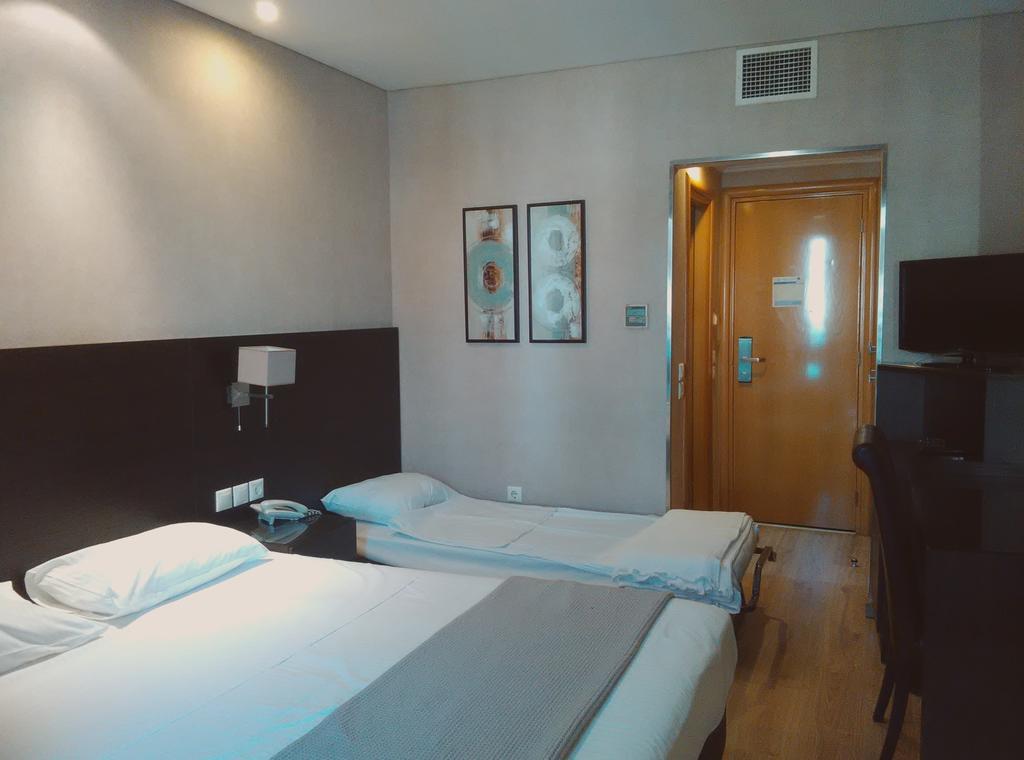 เนเฟลิ โฮเต็ล อลิมอส Hotel Alimos ภายนอก รูปภาพ