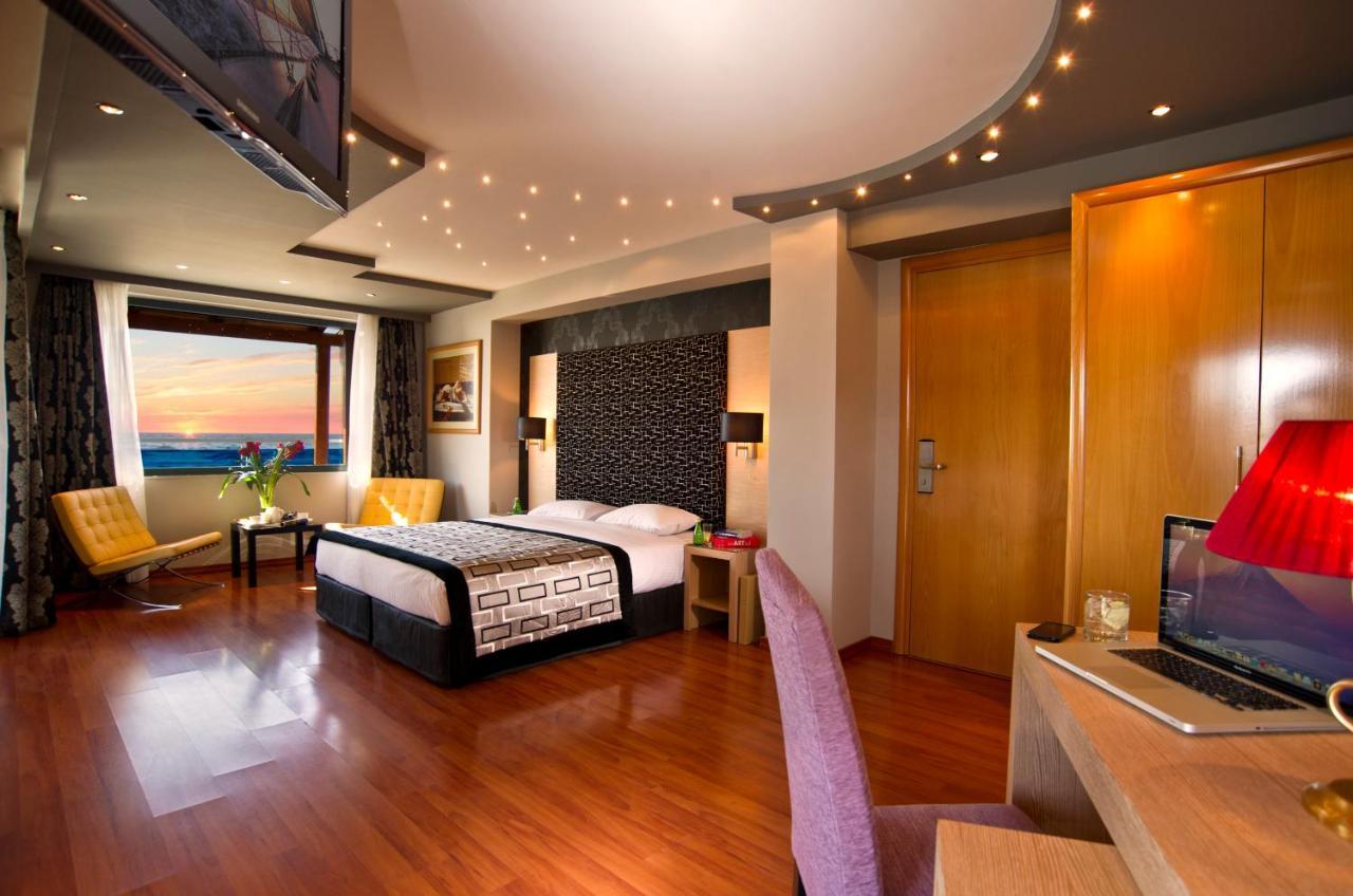 เนเฟลิ โฮเต็ล อลิมอส Hotel Alimos ภายนอก รูปภาพ
