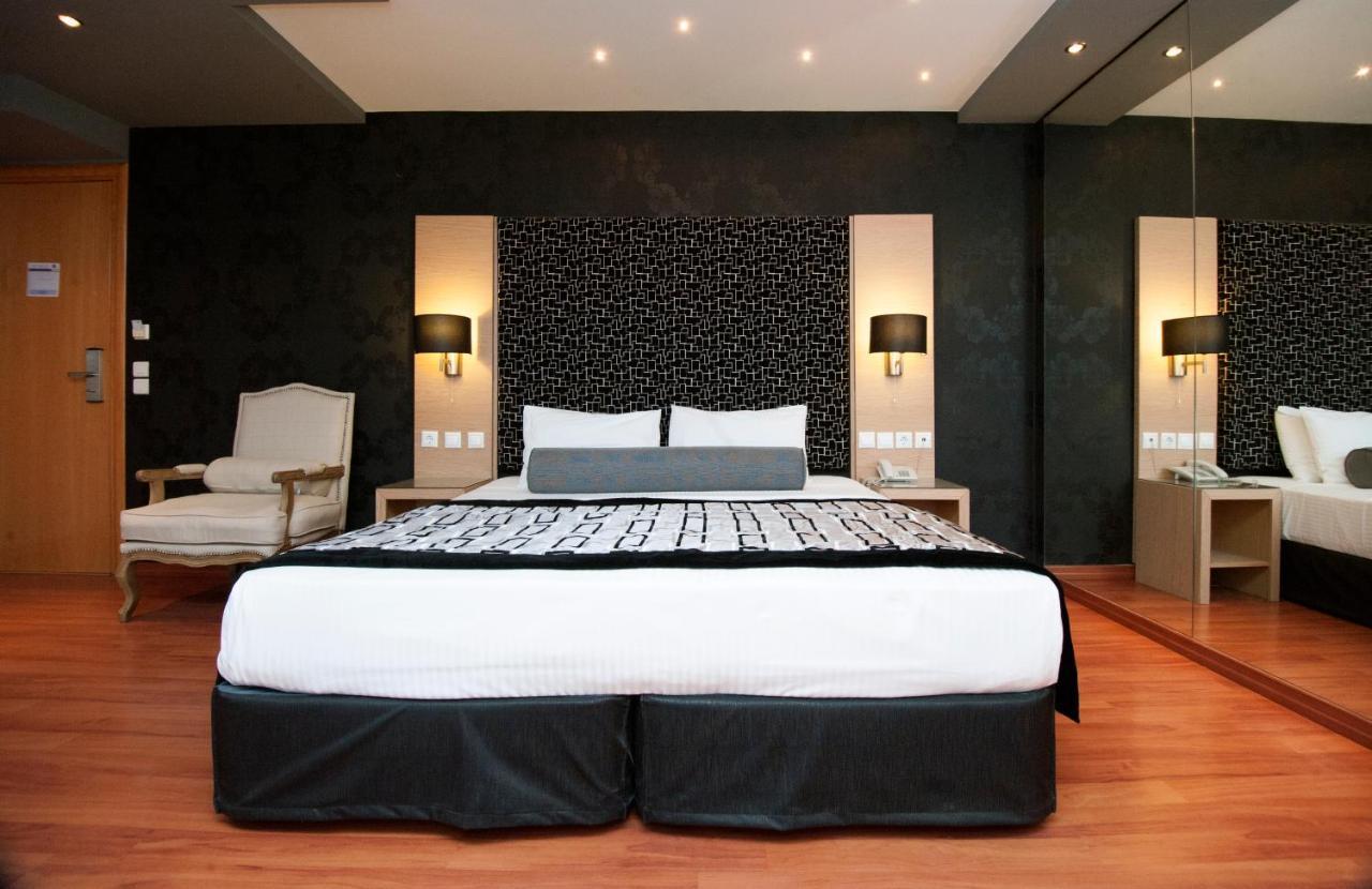 เนเฟลิ โฮเต็ล อลิมอส Hotel Alimos ภายนอก รูปภาพ
